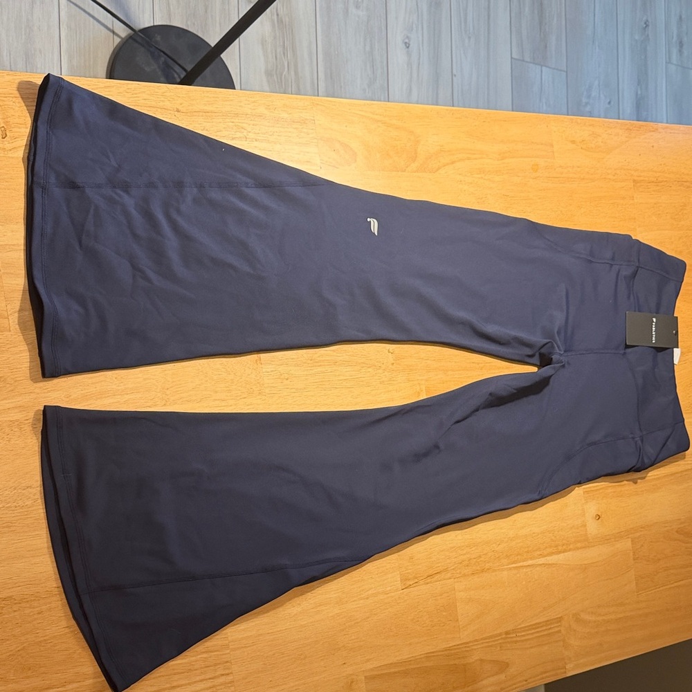 Fabletics Women’s Deep Blue Flared Pants NWT